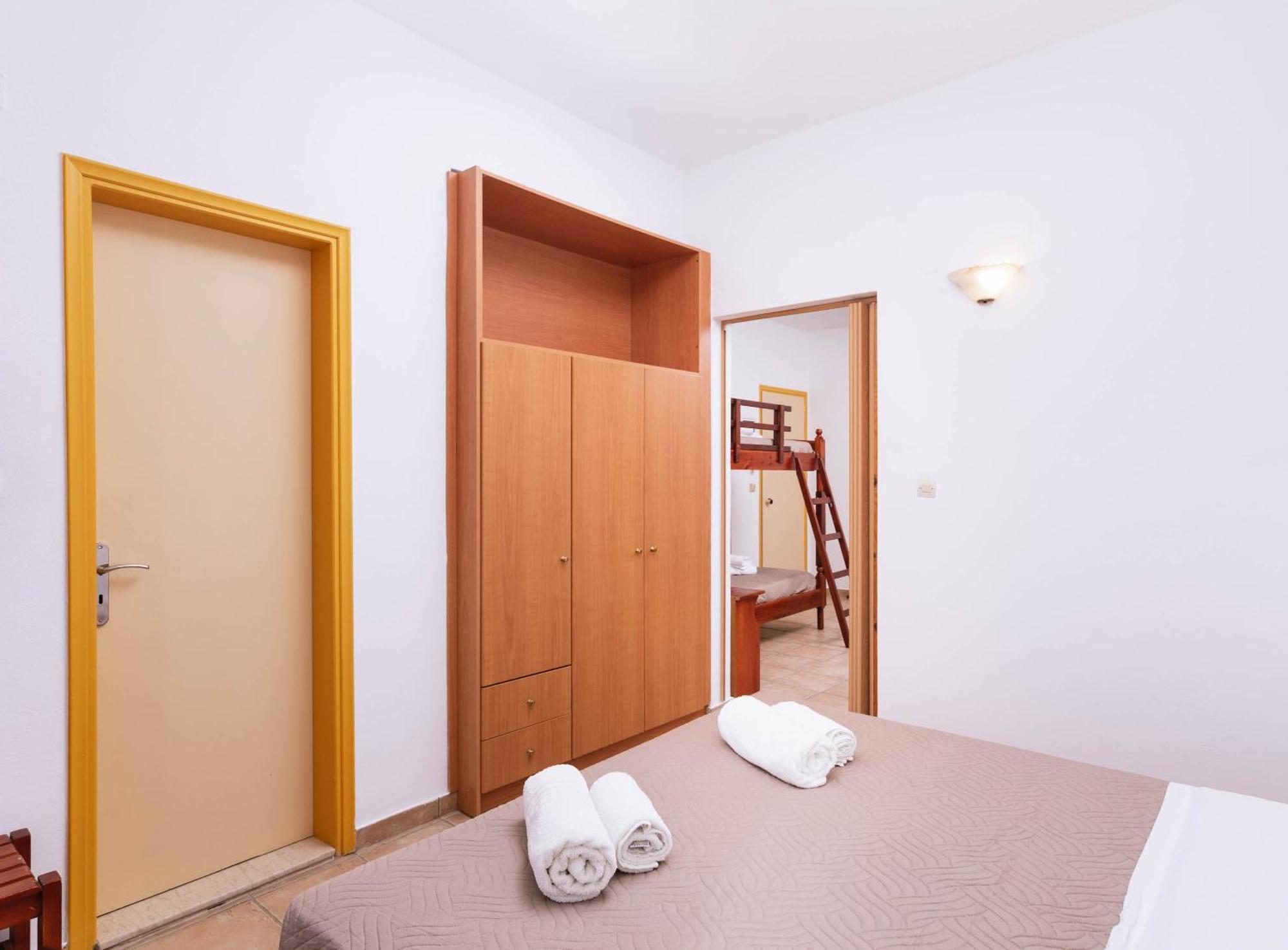 Matala Bay Hotel & Apartments Стая снимка