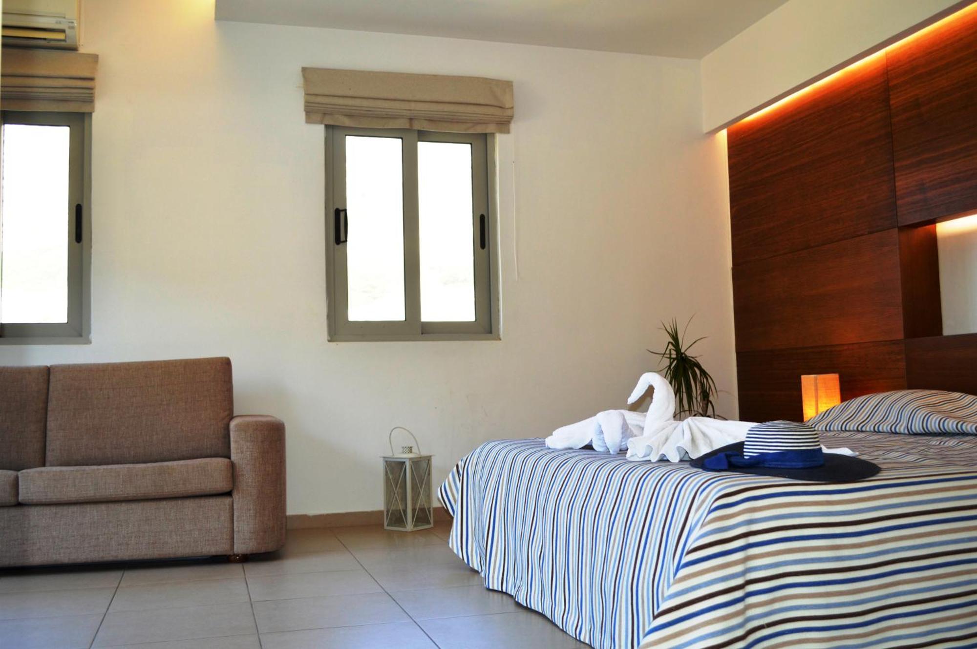 Matala Bay Hotel & Apartments Стая снимка
